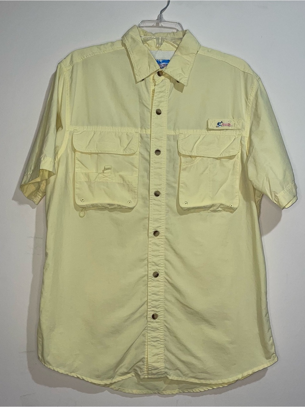 World Wide Sportsman Pale Yellow Mesh Lined Fishing Short Sleeve Button Up M